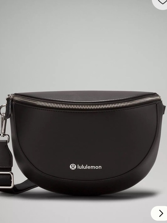 lululemon athletica Handbags - LULULEMON Saddle bag